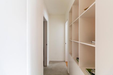 Apartamento à venda com 74m², 1 quarto e 1 vaga Apartamento à venda com 74m², 1 quarto e 1 vagaCorredor