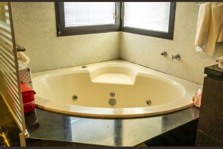 Casa à venda com 796m², 6 quartos e 6 vagas Casa à venda com 796m², 6 quartos e 6 vagasFoto 21