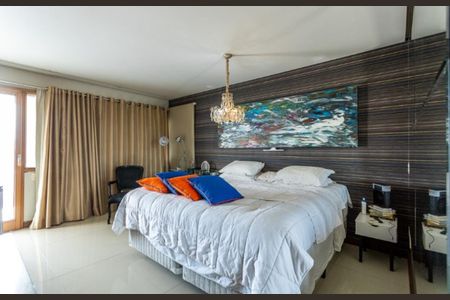 Casa à venda com 796m², 6 quartos e 6 vagas Casa à venda com 796m², 6 quartos e 6 vagasFoto 19