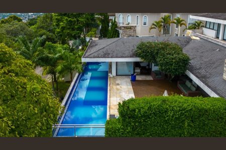 Casa à venda com 796m², 6 quartos e 6 vagas Casa à venda com 796m², 6 quartos e 6 vagasFoto 31