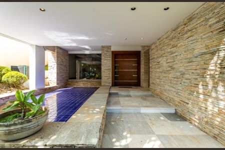 Casa à venda com 796m², 6 quartos e 6 vagas Casa à venda com 796m², 6 quartos e 6 vagasFoto 26