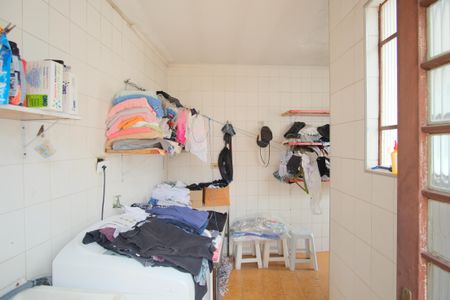 Casa à venda com 200m², 4 quartos e 2 vagasLavanderia