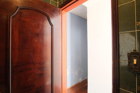 Casa à venda com 200m², 4 quartos e 2 vagasLavabo