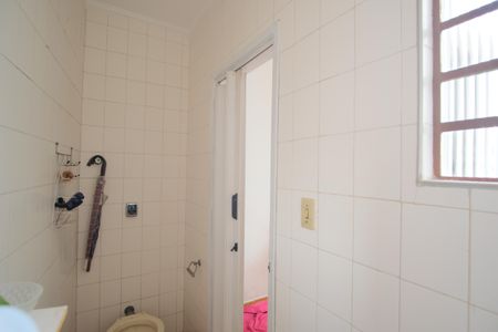 Casa à venda com 200m², 4 quartos e 2 vagasBanheiro de serviço