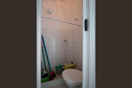 Apartamento à venda com 80m², 2 quartos e sem vaga Apartamento à venda com 80m², 2 quartos e sem vagaÁrea de serviço - banheiro