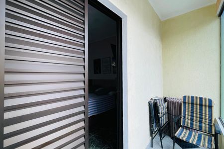 Casa à venda com 122m², 3 quartos e 2 vagas Casa à venda com 122m², 3 quartos e 2 vagasVaranda Quarto 1