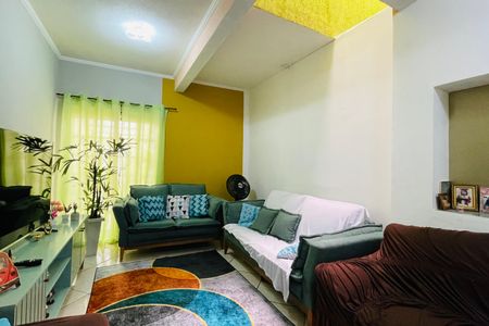 Casa à venda com 122m², 3 quartos e 2 vagas Casa à venda com 122m², 3 quartos e 2 vagasCasa 2 - Sala