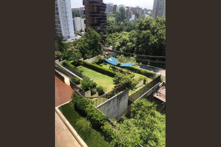 Apartamento à venda com 140m², 3 quartos e 2 vagasFoto 02