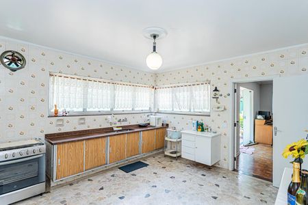 Casa à venda com 590m², 3 quartos e 8 vagasCozinha