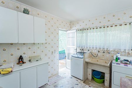 Casa à venda com 590m², 3 quartos e 8 vagasÁrea de Serviço