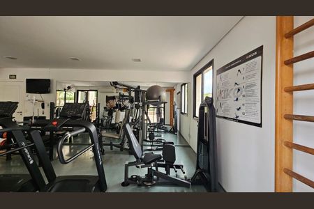 Apartamento à venda com 151m², 3 quartos e 3 vagas Apartamento à venda com 151m², 3 quartos e 3 vagasÁrea comum - Academia