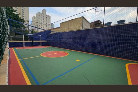 Apartamento à venda com 151m², 3 quartos e 3 vagas Apartamento à venda com 151m², 3 quartos e 3 vagasÁrea comum - Quadra