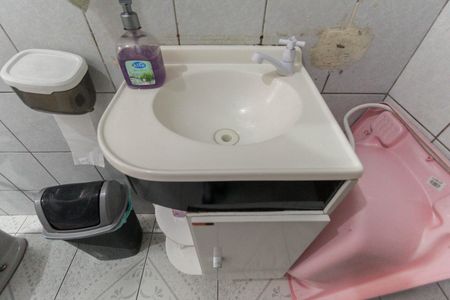 Casa à venda com 160m², 2 quartos e 1 vaga Casa à venda com 160m², 2 quartos e 1 vagaBanheiro