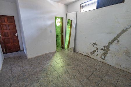 Casa à venda com 100m², 3 quartos e 2 vagas Casa à venda com 100m², 3 quartos e 2 vagasQuarto 1 / suite