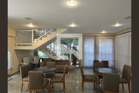 Apartamento à venda com 56m², 2 quartos e 1 vaga