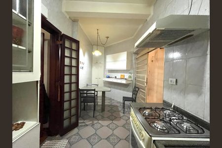 Casa à venda com 143m², 2 quartos e 1 vaga Casa à venda com 143m², 2 quartos e 1 vagaCozinha