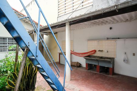 Casa à venda com 128m², 3 quartos e 2 vagasÁrea de serviço