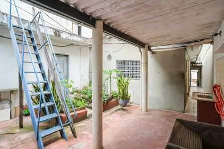 Casa à venda com 128m², 3 quartos e 2 vagasÁrea de serviço