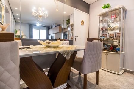 Apartamento à venda com 94m², 3 quartos e 1 vaga Apartamento à venda com 94m², 3 quartos e 1 vagaSala de Jantar