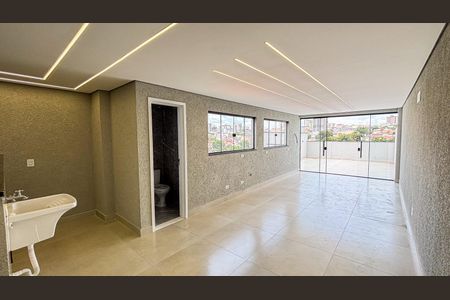 Apartamento à venda com 140m², 3 quartos e 4 vagas Apartamento à venda com 140m², 3 quartos e 4 vagasÁrea de Serviço - Cobertura