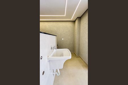 Apartamento à venda com 140m², 3 quartos e 4 vagas Apartamento à venda com 140m², 3 quartos e 4 vagasÁrea de Serviço - Cobertura