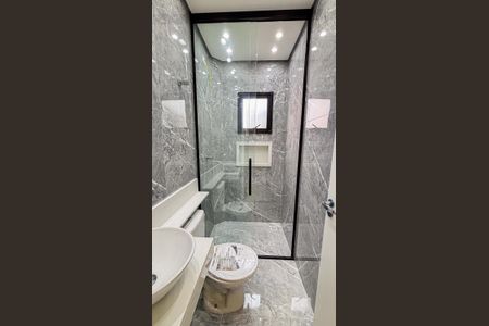 Apartamento à venda com 140m², 3 quartos e 4 vagas Apartamento à venda com 140m², 3 quartos e 4 vagasBanheiro