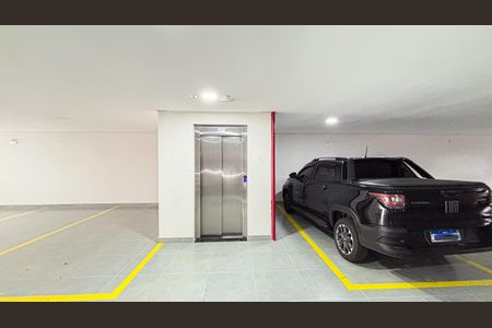 Apartamento à venda com 140m², 3 quartos e 4 vagas Apartamento à venda com 140m², 3 quartos e 4 vagasGaragem