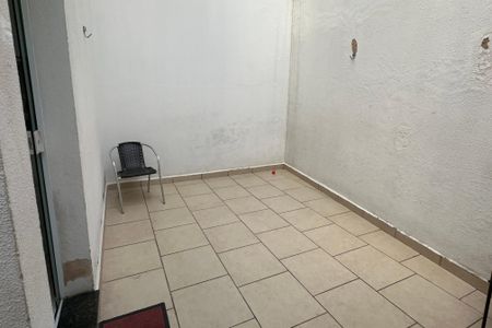 Casa à venda com 139m², 3 quartos e 4 vagasQuintal