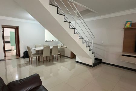 Casa à venda com 139m², 3 quartos e 4 vagasSala de Jantar