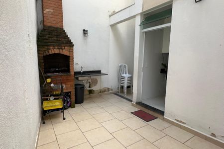 Casa à venda com 139m², 3 quartos e 4 vagasChurrasqueira