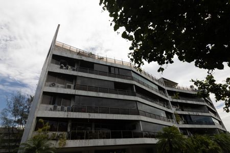 Apartamento à venda com 240m², 4 quartos e 3 vagasFachada