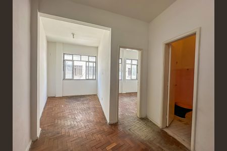 Apartamento à venda com 40m², 1 quarto e sem vaga Apartamento à venda com 40m², 1 quarto e sem vagaSala