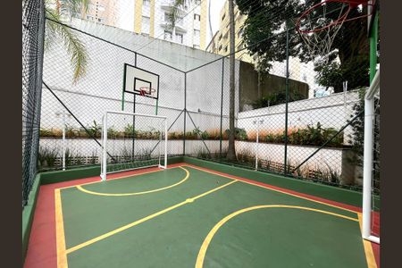 Apartamento para alugar com 123m², 4 quartos e 2 vagas Apartamento para alugar com 123m², 4 quartos e 2 vagasÁrea comum - Quadra