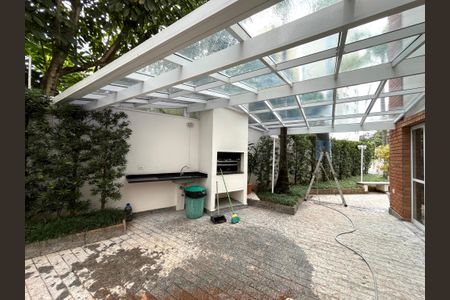 Apartamento para alugar com 123m², 4 quartos e 2 vagas Apartamento para alugar com 123m², 4 quartos e 2 vagasÁrea comum - Churrasqueira