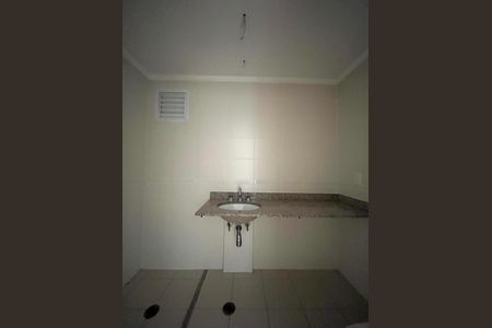 Apartamento para alugar com 123m², 4 quartos e 2 vagas Apartamento para alugar com 123m², 4 quartos e 2 vagasBanheiro Corredor