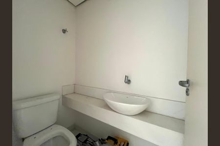 Apartamento para alugar com 123m², 4 quartos e 2 vagas Apartamento para alugar com 123m², 4 quartos e 2 vagasLavabo