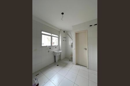 Apartamento para alugar com 123m², 4 quartos e 2 vagas Apartamento para alugar com 123m², 4 quartos e 2 vagasÁrea de Serviço