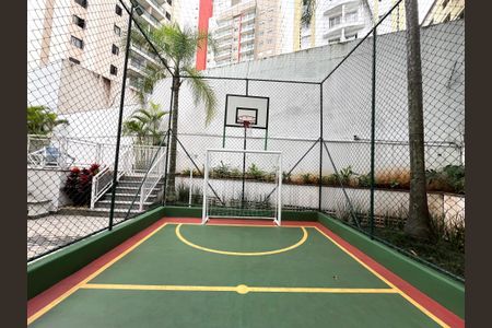 Apartamento para alugar com 123m², 4 quartos e 2 vagas Apartamento para alugar com 123m², 4 quartos e 2 vagasÁrea comum - Quadra