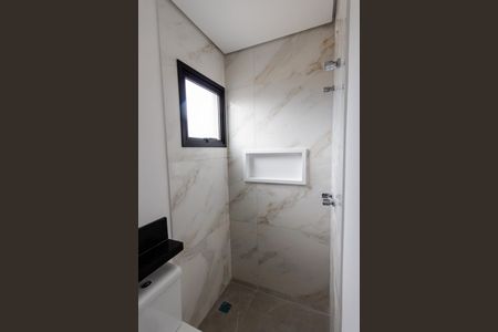 Apartamento à venda com 79m², 2 quartos e 1 vaga Apartamento à venda com 79m², 2 quartos e 1 vagaBanheiro da Suíte