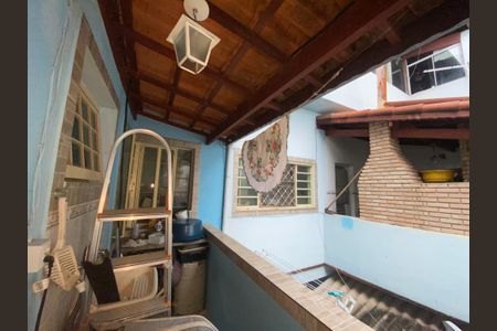 Casa à venda com 264m², 5 quartos e 3 vagas Casa à venda com 264m², 5 quartos e 3 vagasÁrea de Serviço 2