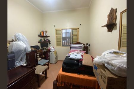 Casa à venda com 264m², 5 quartos e 3 vagas Casa à venda com 264m², 5 quartos e 3 vagasSala