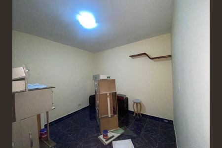 Casa à venda com 264m², 5 quartos e 3 vagas Casa à venda com 264m², 5 quartos e 3 vagasQuarto 4