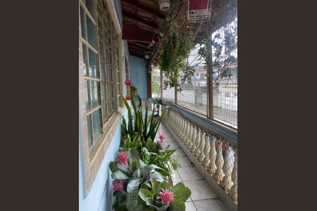 Casa à venda com 264m², 5 quartos e 3 vagas Casa à venda com 264m², 5 quartos e 3 vagasÁrea Externa
