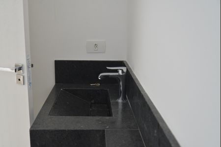 Apartamento à venda com 92m², 3 quartos e 2 vagasBanheiro da Suíte