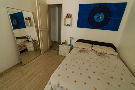 Apartamento à venda com 114m², 3 quartos e 2 vagas Apartamento à venda com 114m², 3 quartos e 2 vagasQuarto 1