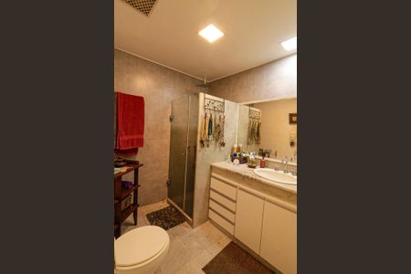 Apartamento à venda com 114m², 3 quartos e 2 vagas Apartamento à venda com 114m², 3 quartos e 2 vagasBanheiro