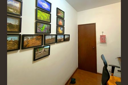 Apartamento à venda com 75m², 3 quartos e 2 vagasQuarto 2