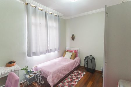 Apartamento à venda com 96m², 3 quartos e 2 vagasQuarto 3