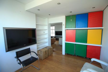 Apartamento para alugar com 120m², 2 quartos e 2 vagas Apartamento para alugar com 120m², 2 quartos e 2 vagasEscritório