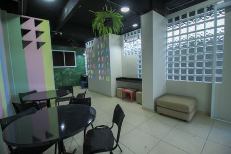 Apartamento para alugar com 120m², 2 quartos e 2 vagas Apartamento para alugar com 120m², 2 quartos e 2 vagasÁrea comum